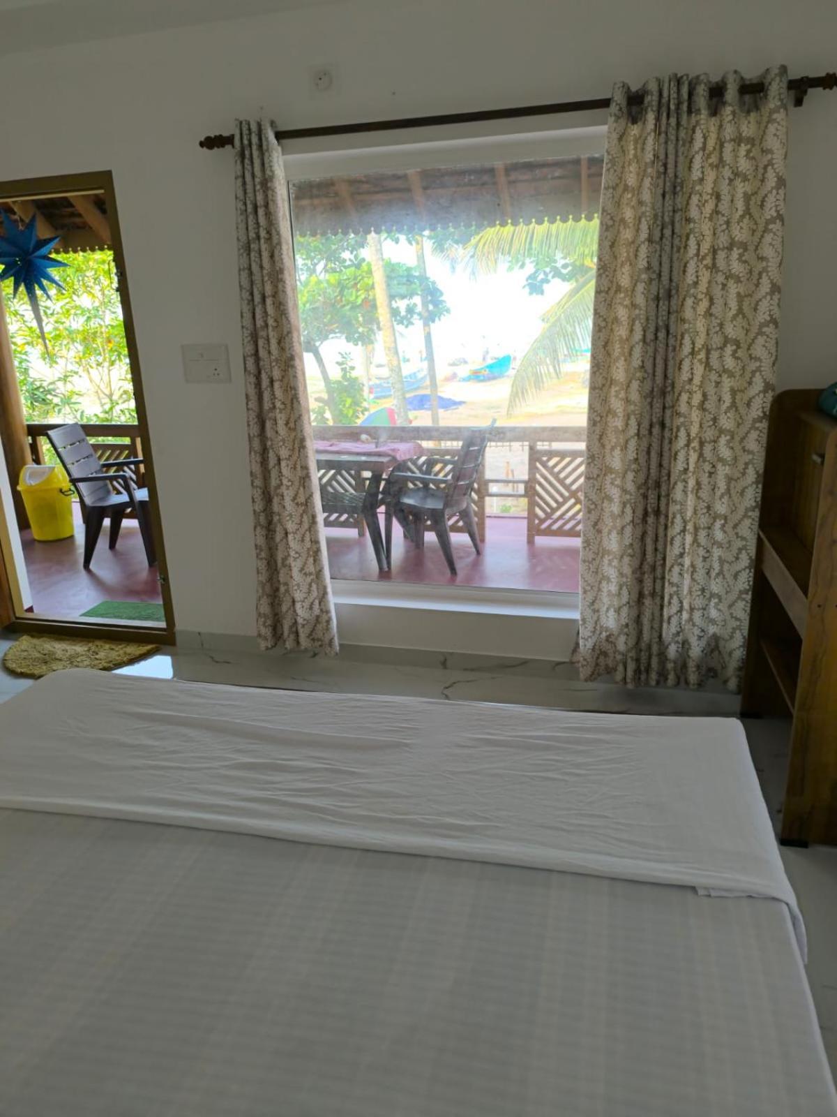 Marari Anna Beach Homestay マラリクラム エクステリア 写真